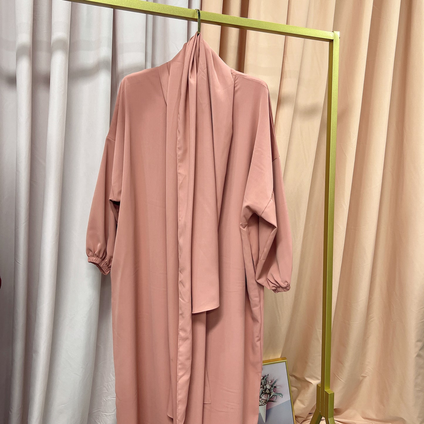 European And American Muslim Arabic Solid Color Hooded Robe Dress